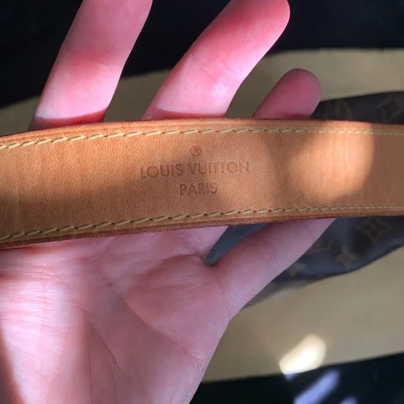 Louis Vuitton Sully MM handbag - Picture 2 of 5